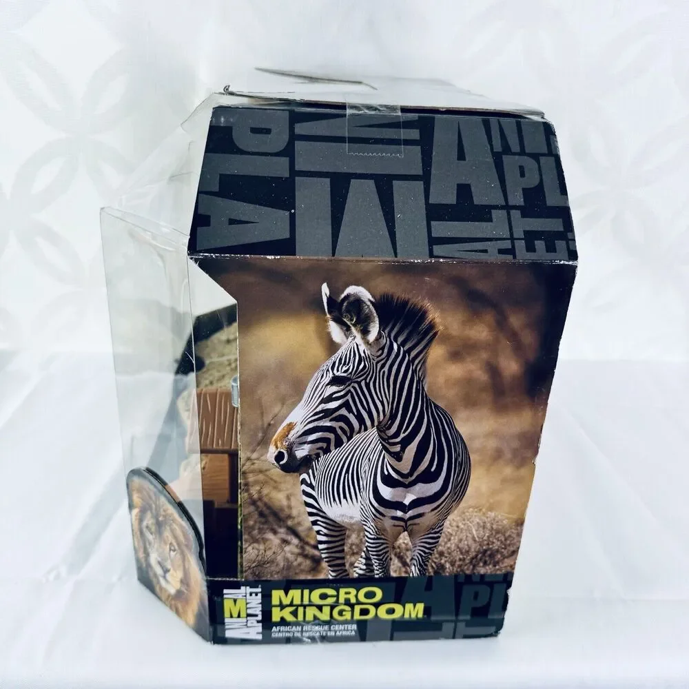 Animal Planet Micro Kingdom African Rescue Center Playset‎ Lion Zebra Hippo